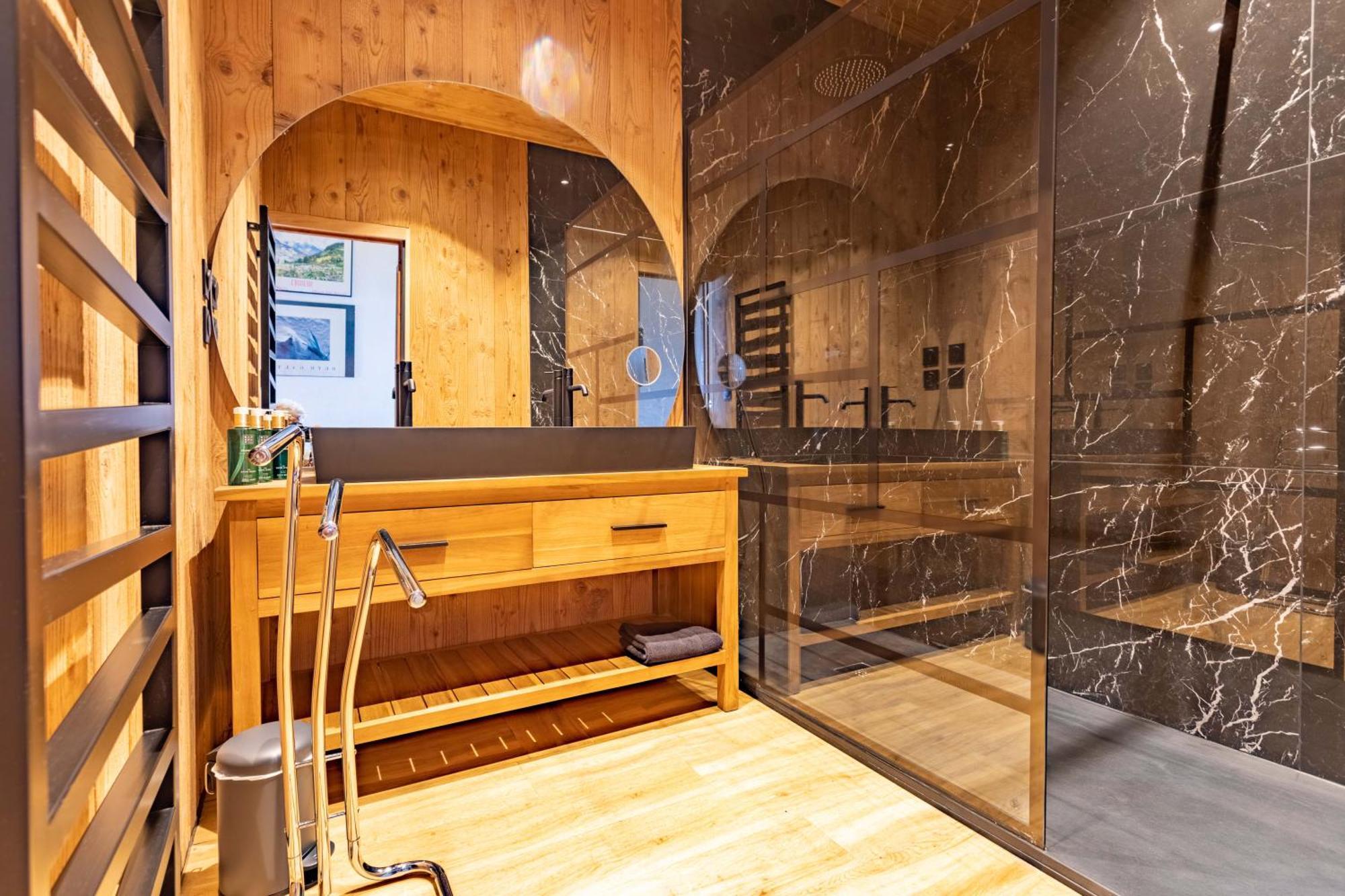 Le Petit Paradis, Chalet Au Coeur Des 3 Vallees Saint-Marcel  外观 照片
