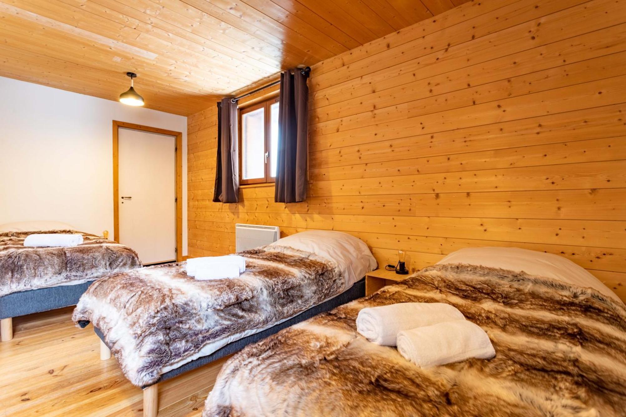 Le Petit Paradis, Chalet Au Coeur Des 3 Vallees Saint-Marcel  外观 照片